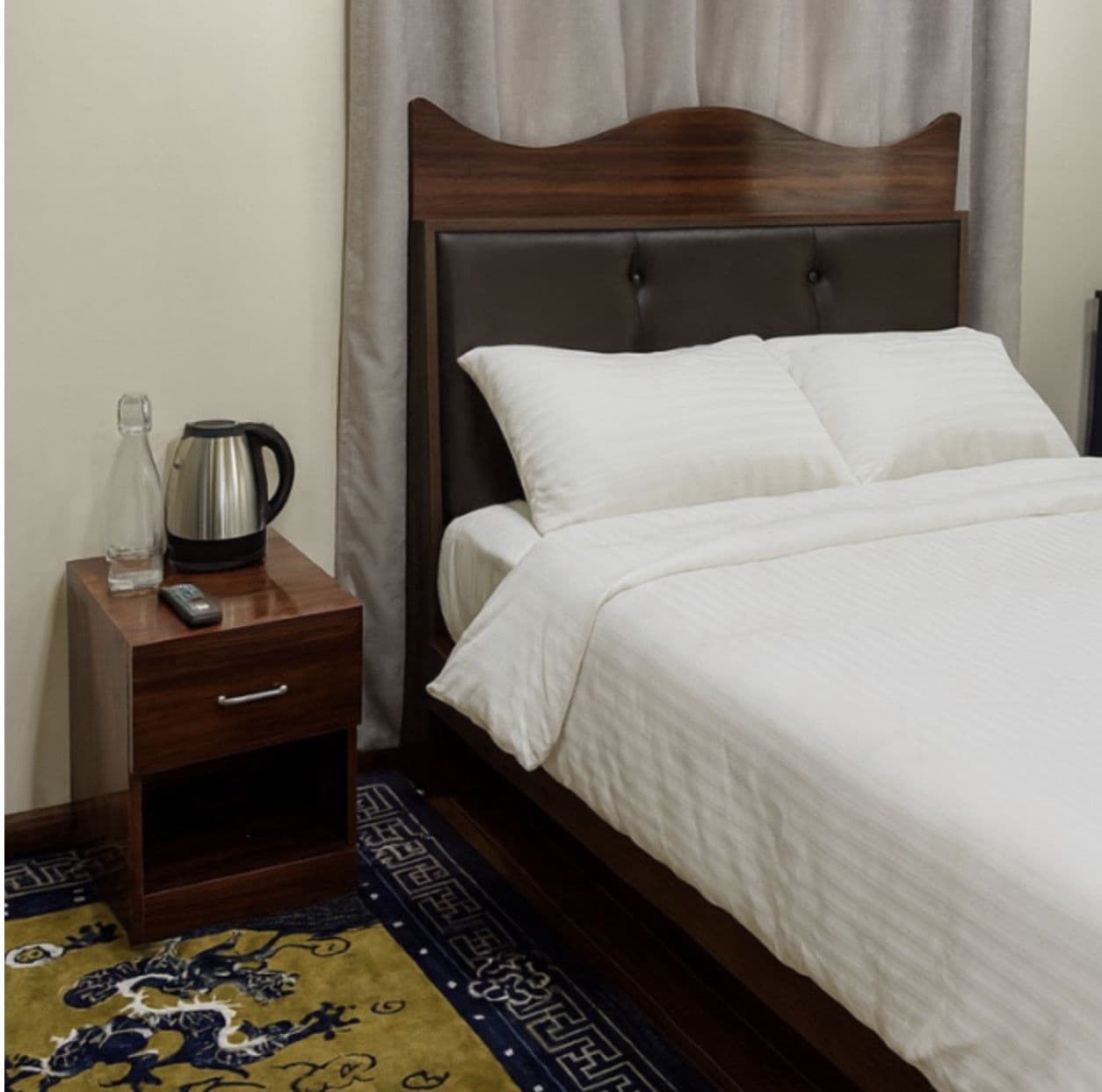 Double Room thumbnail 2