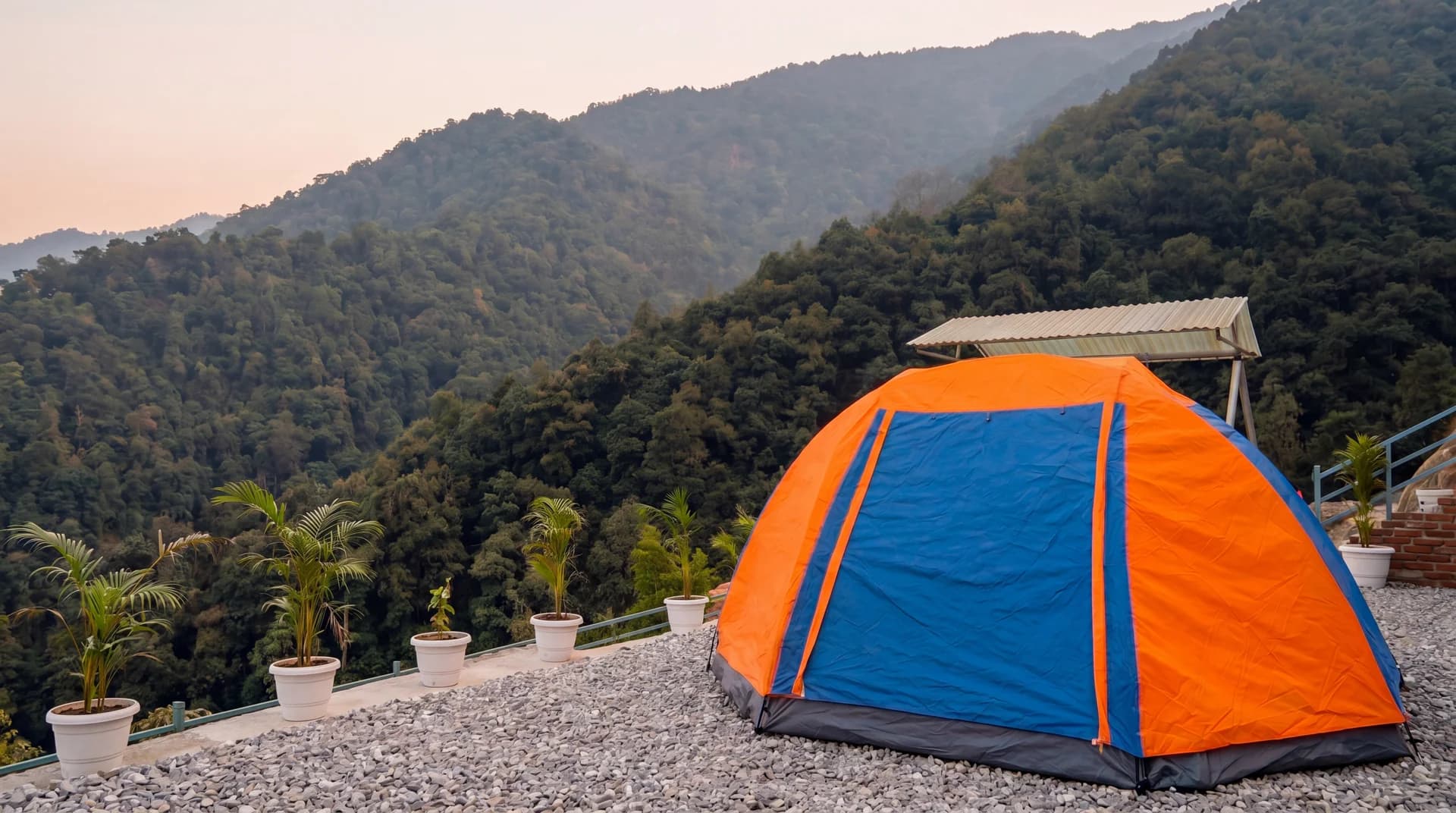 Tent thumbnail 3